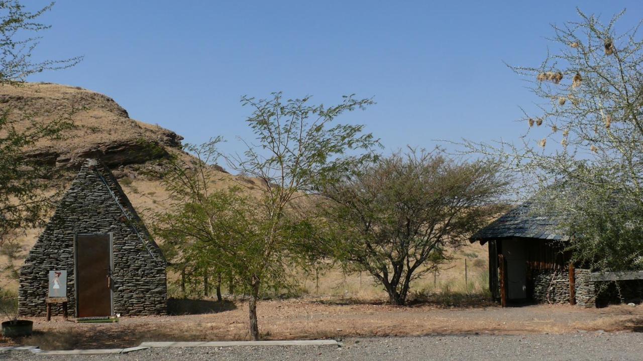 Rooiklip Camp Flintstone公寓 外观 照片